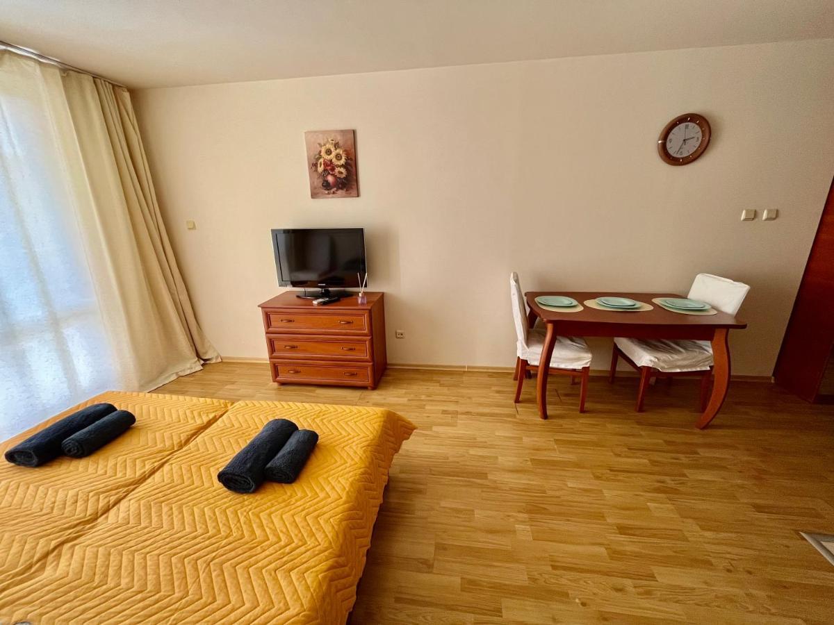 Alexandr Apartments Vigo Nesebar Exterior photo