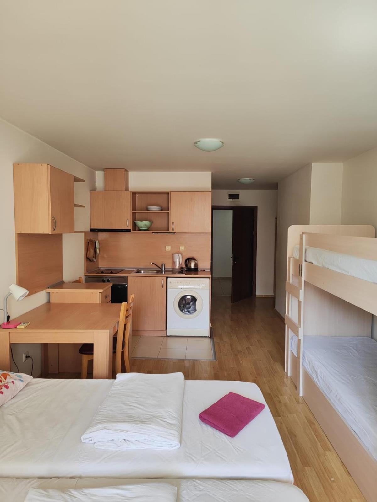 Alexandr Apartments Vigo Nesebar Exterior photo